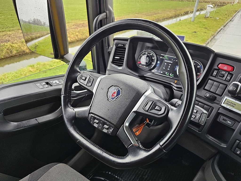 SCANIA R450