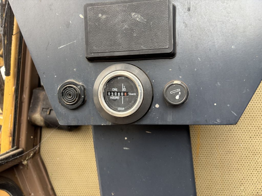 Etec 808M Zwenkgiek, Bak, 8.5-Tons Mobiele kraan.