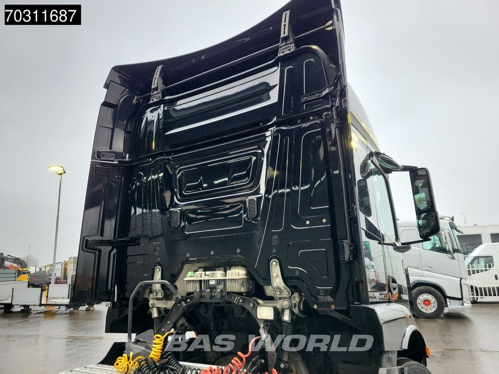 Mercedes Actros 1836 4X2 NL-Truck StreamSpace