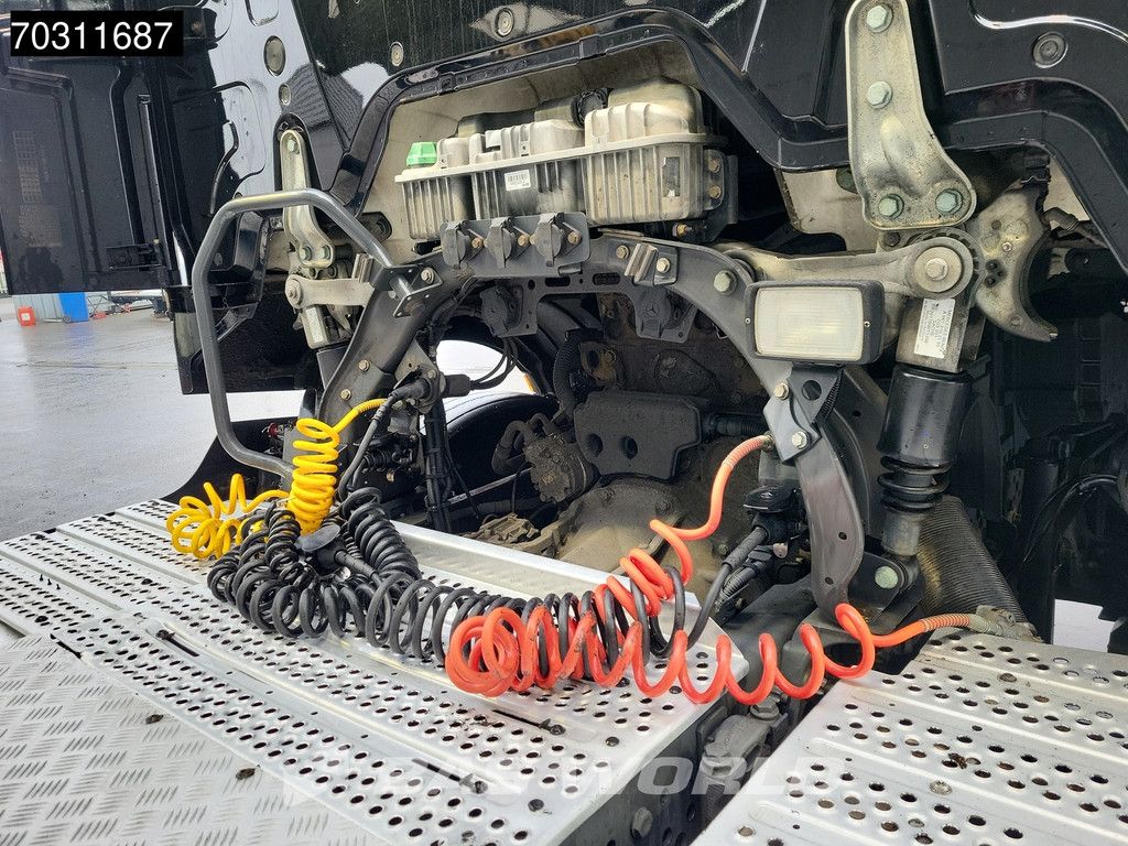 Mercedes Actros 1836 4X2 NL-Truck StreamSpace