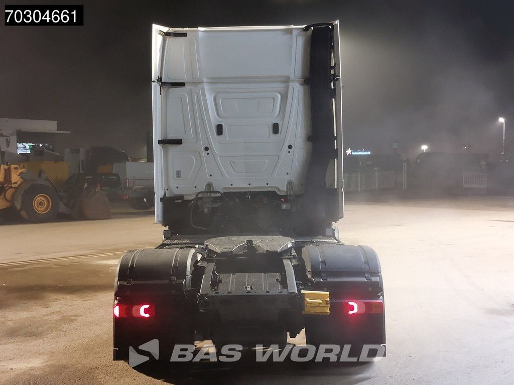 Mercedes Actros 1845 4X2 GigaSpace Retarder MirrorCam Navi Euro 6