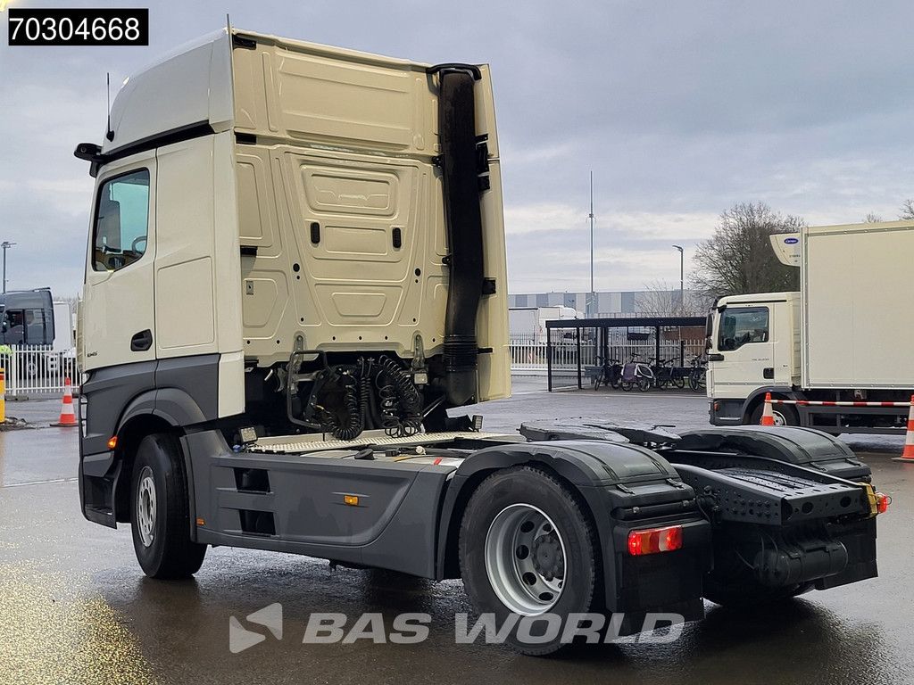 Mercedes Actros 1845 4X2 GigaSpace Retarder MirrorCam Navi Euro 6