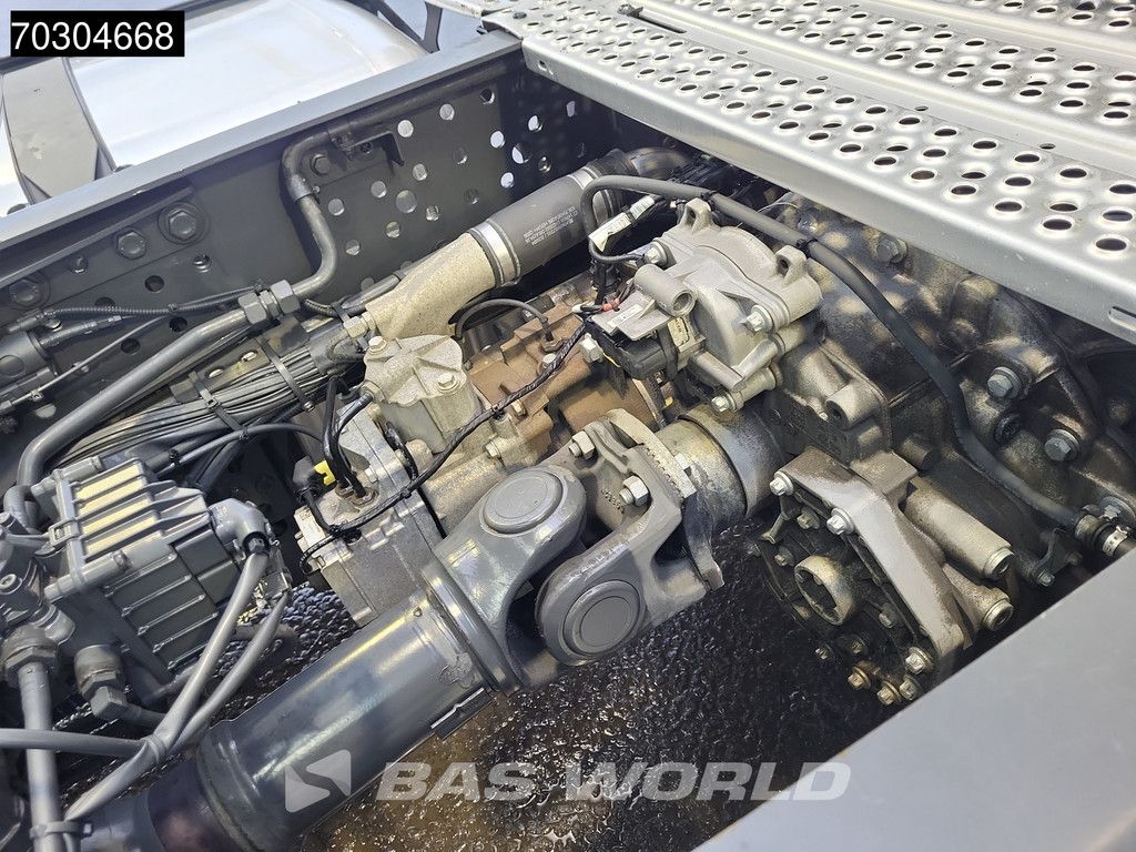 Mercedes Actros 1845 4X2 GigaSpace Retarder MirrorCam Navi Euro 6