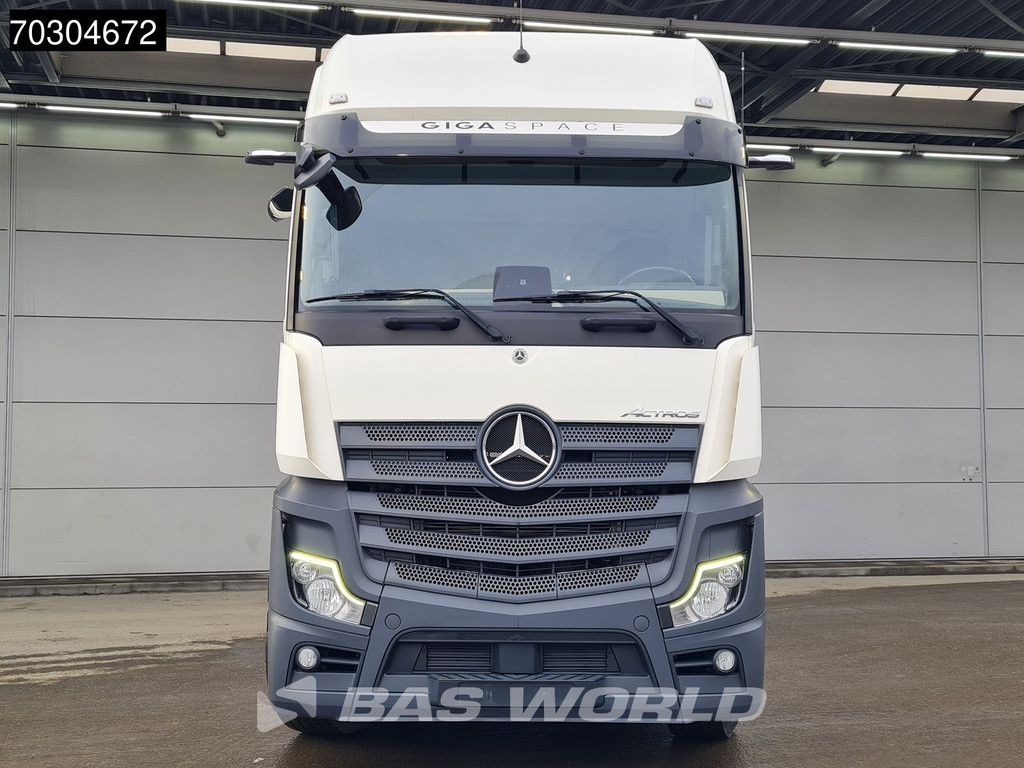 Mercedes Actros 1845 4X2 GigaSpace Retarder MirrorCam Navi Euro 6