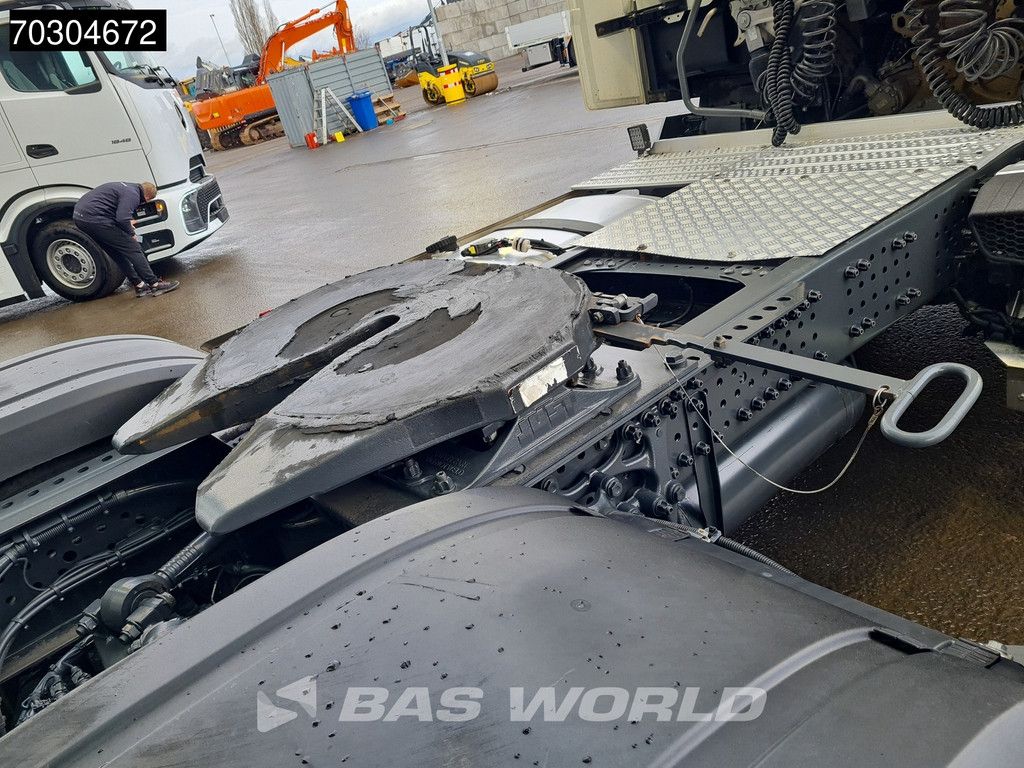 Mercedes Actros 1845 4X2 GigaSpace Retarder MirrorCam Navi Euro 6