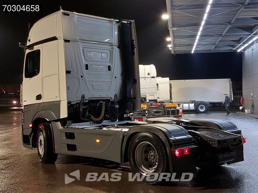 Mercedes Actros 1845 4X2 GigaSpace Retarder MirrorCam Navi Euro 6