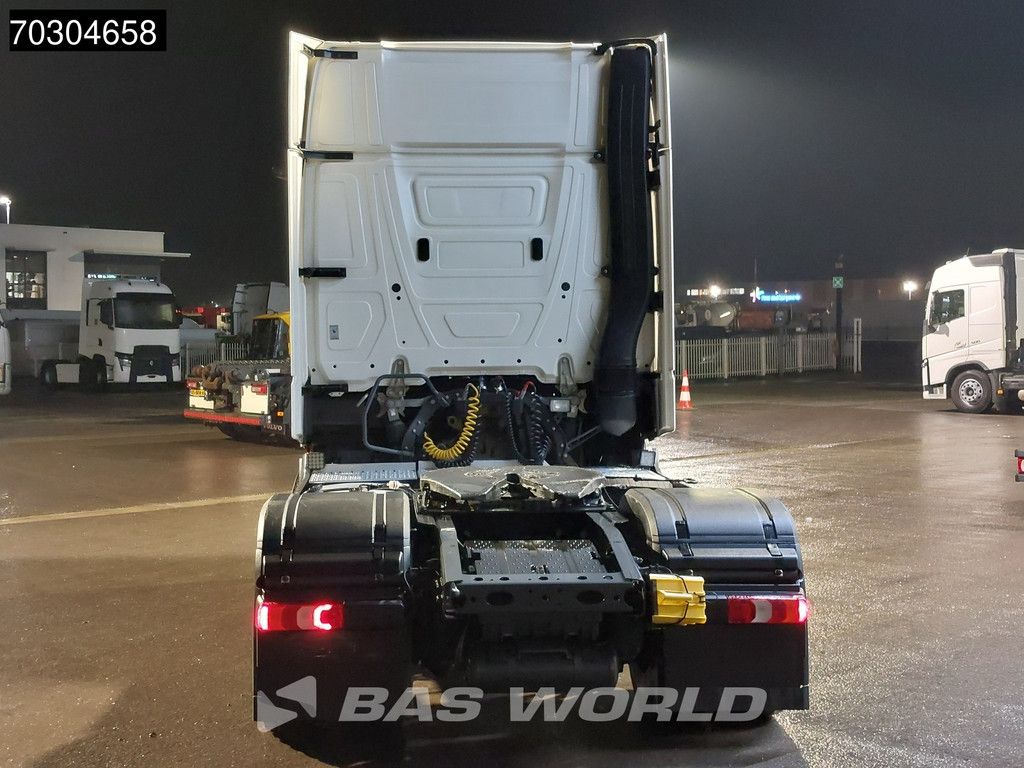 Mercedes Actros 1845 4X2 GigaSpace Retarder MirrorCam Navi Euro 6