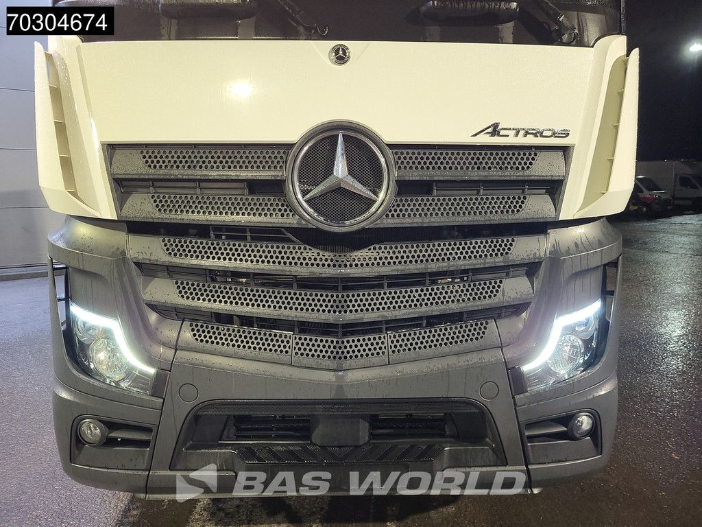Mercedes Actros 1845 4X2 GigaSpace Retarder MirrorCam Navi Euro 6