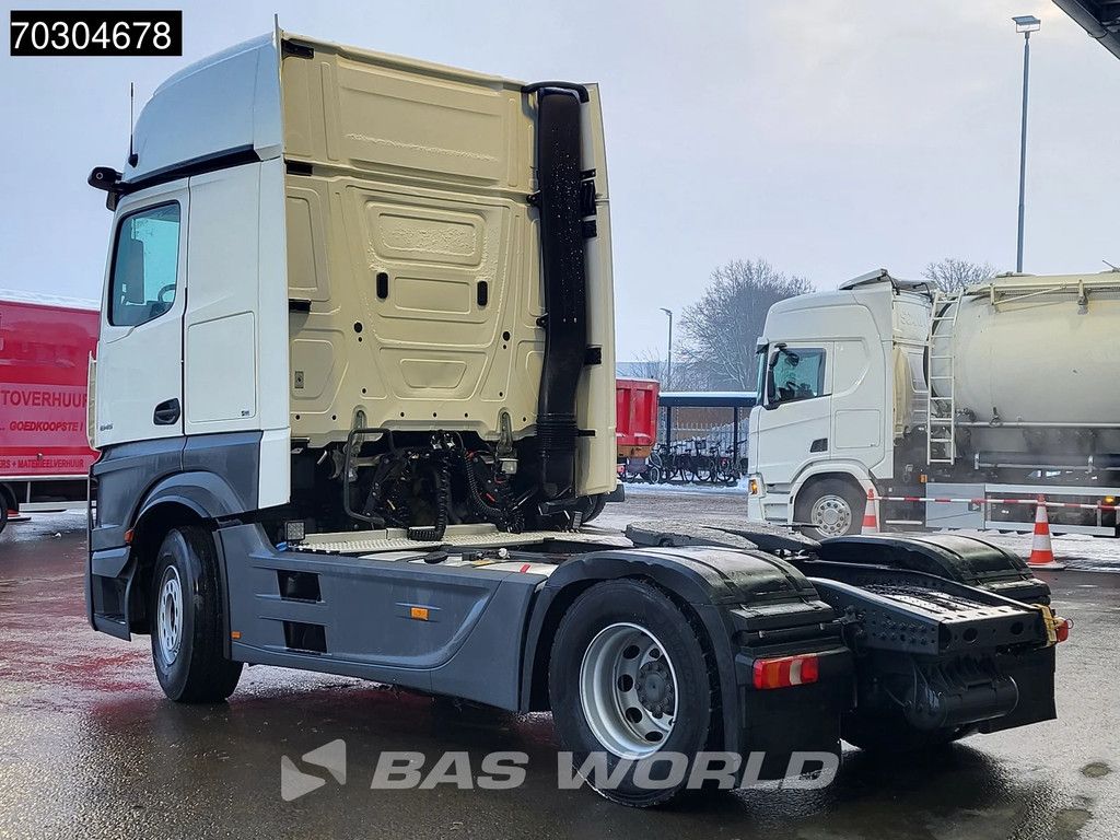 Mercedes Actros 1845 4X2 GigaSpace Retarder MirrorCam Navi Euro 6