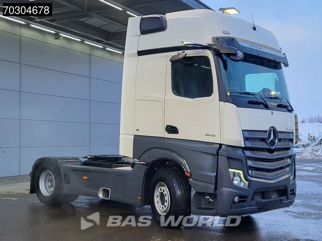 Mercedes Actros 1845 4X2 GigaSpace Retarder MirrorCam Navi Euro 6