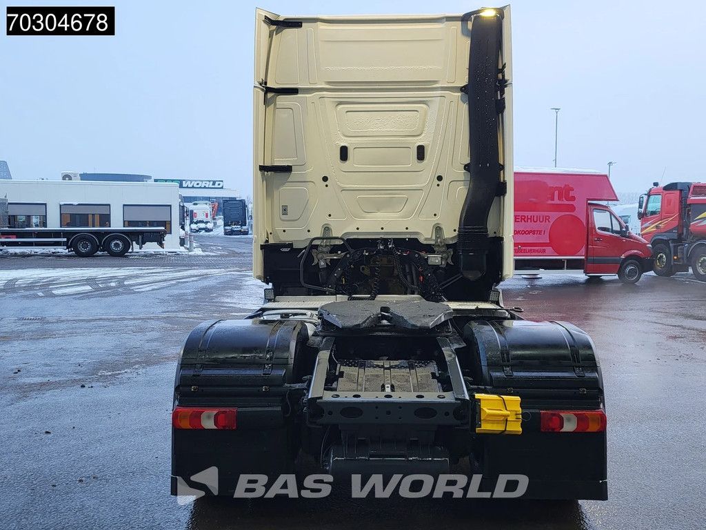 Mercedes Actros 1845 4X2 GigaSpace Retarder MirrorCam Navi Euro 6