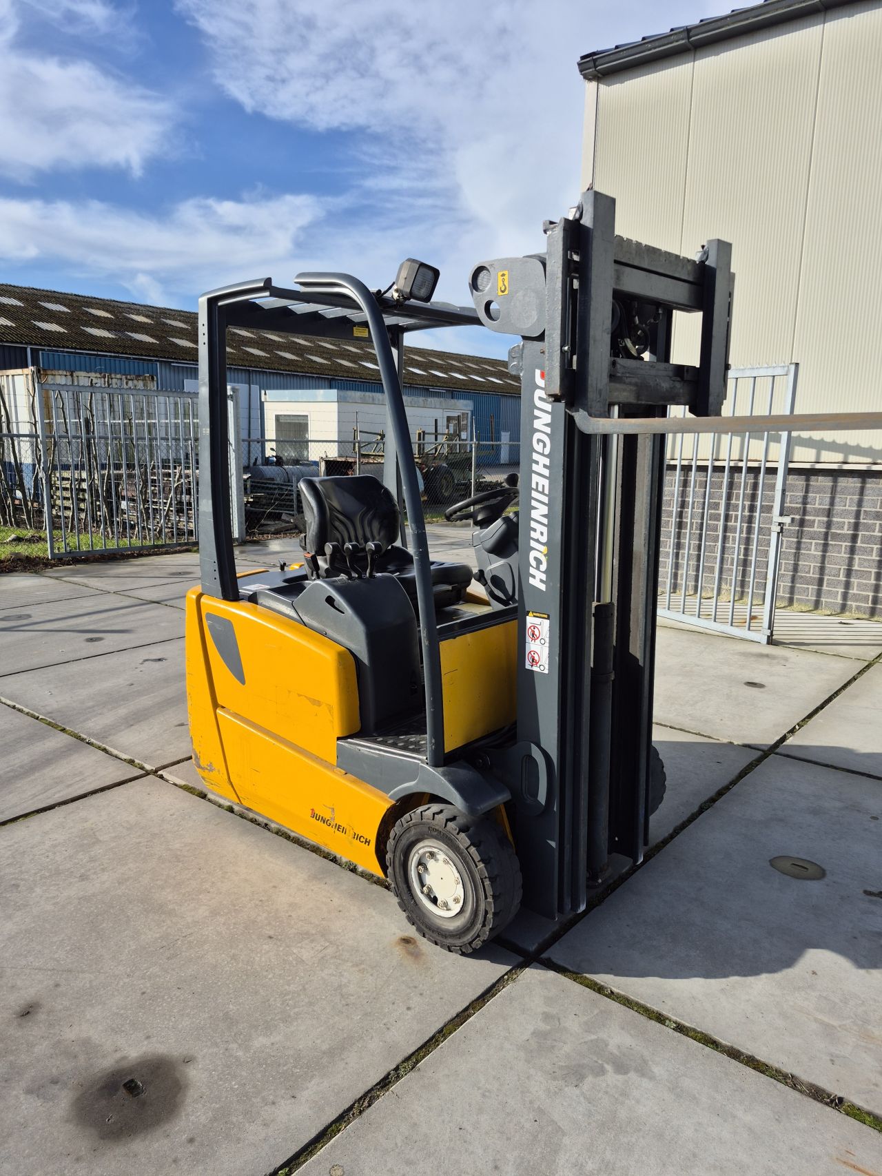 Jungheinrich EFG DFac 15 triplex sideshift bj 200