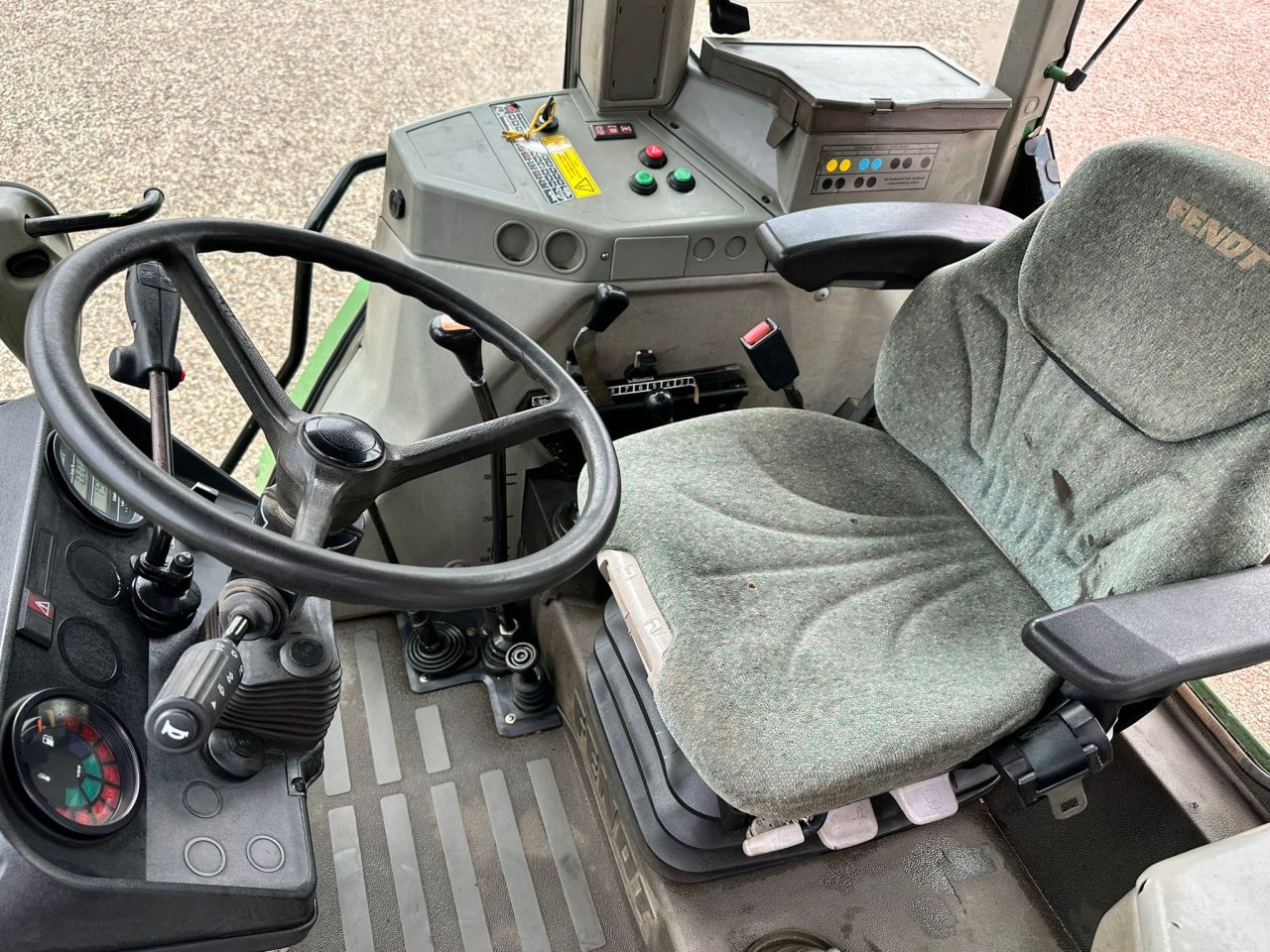 TE KOOP: zeer nette FENDT 307-C