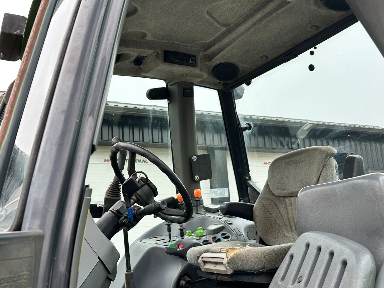 TE KOOP: zeer nette DEUTZ AGROTRON 115