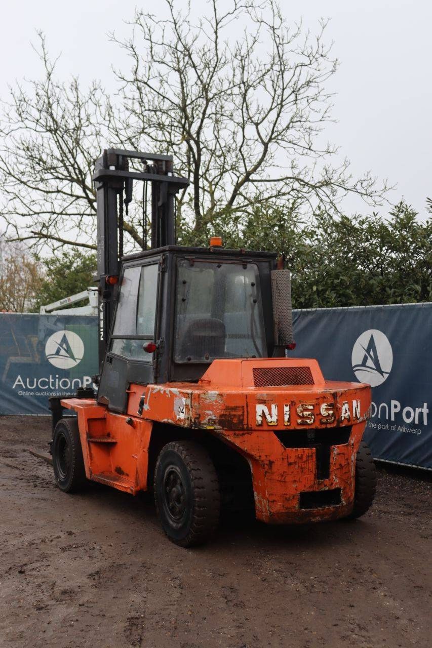 Forklift Nissan VF05H70U Diesel 7000kg 5.0m 2003