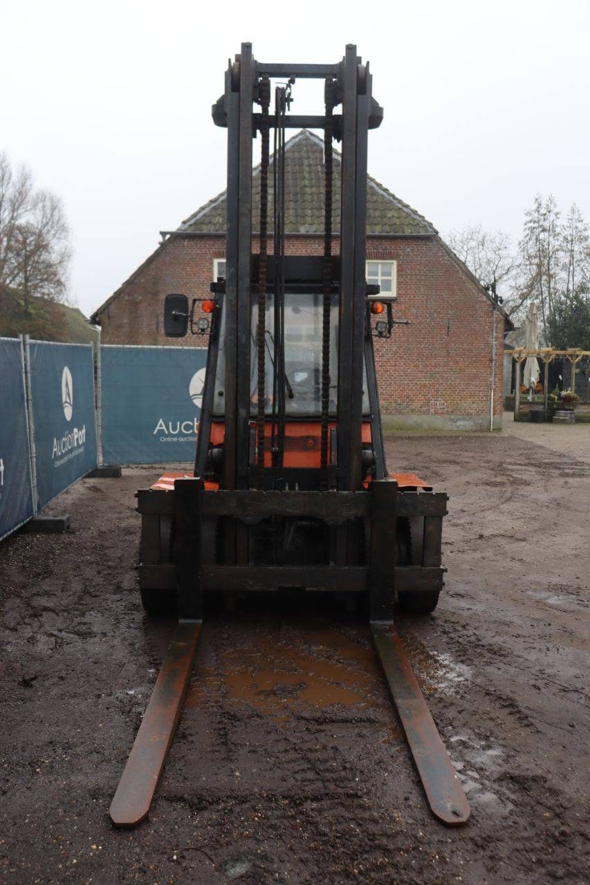 Forklift Nissan VF05H70U Diesel 7000kg 5.0m 2003