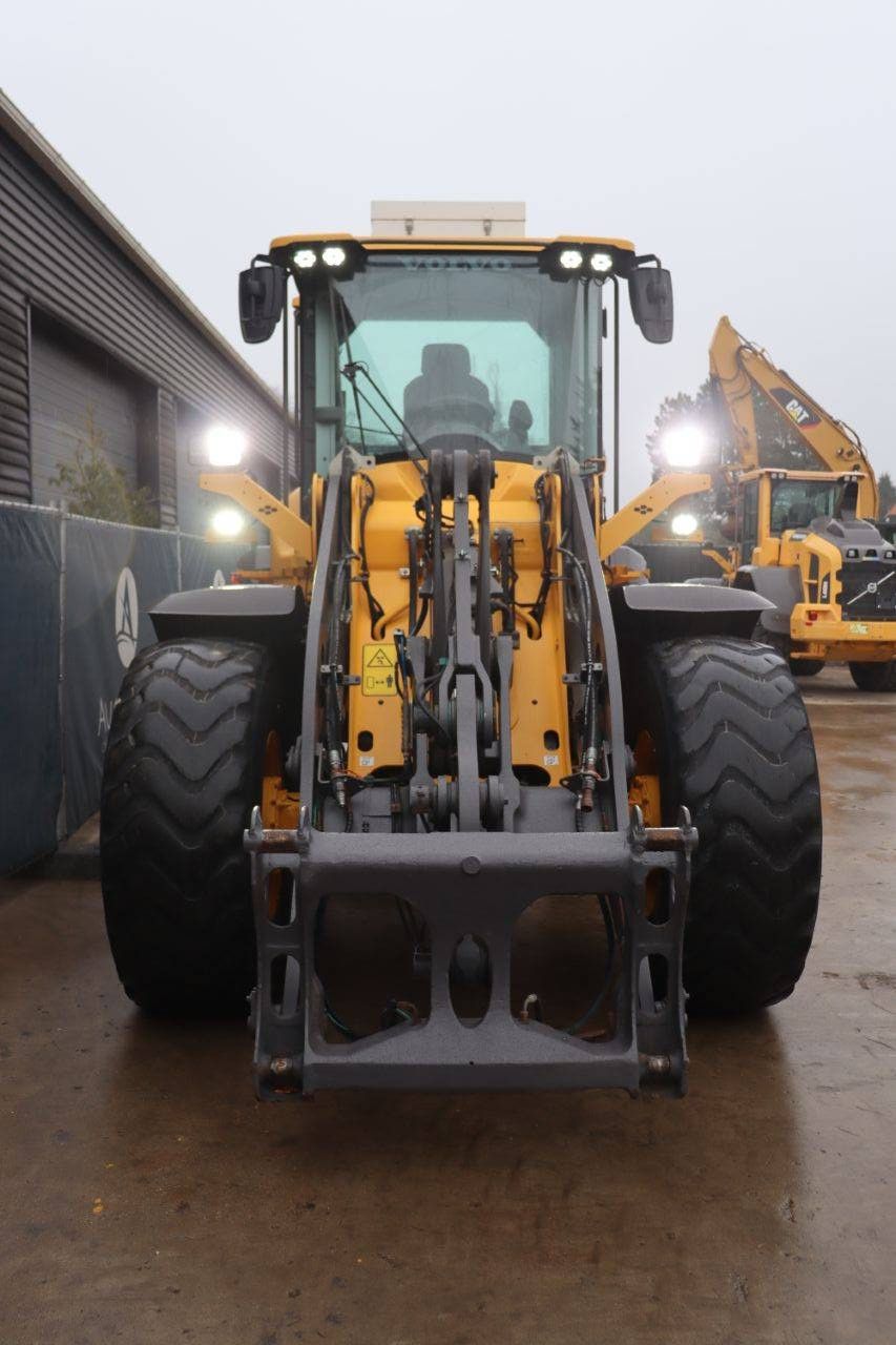 Wheel loader Volvo L60H Diesel 2018
