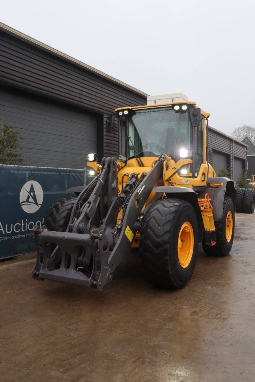 Wheel loader Volvo L60H Diesel 2018