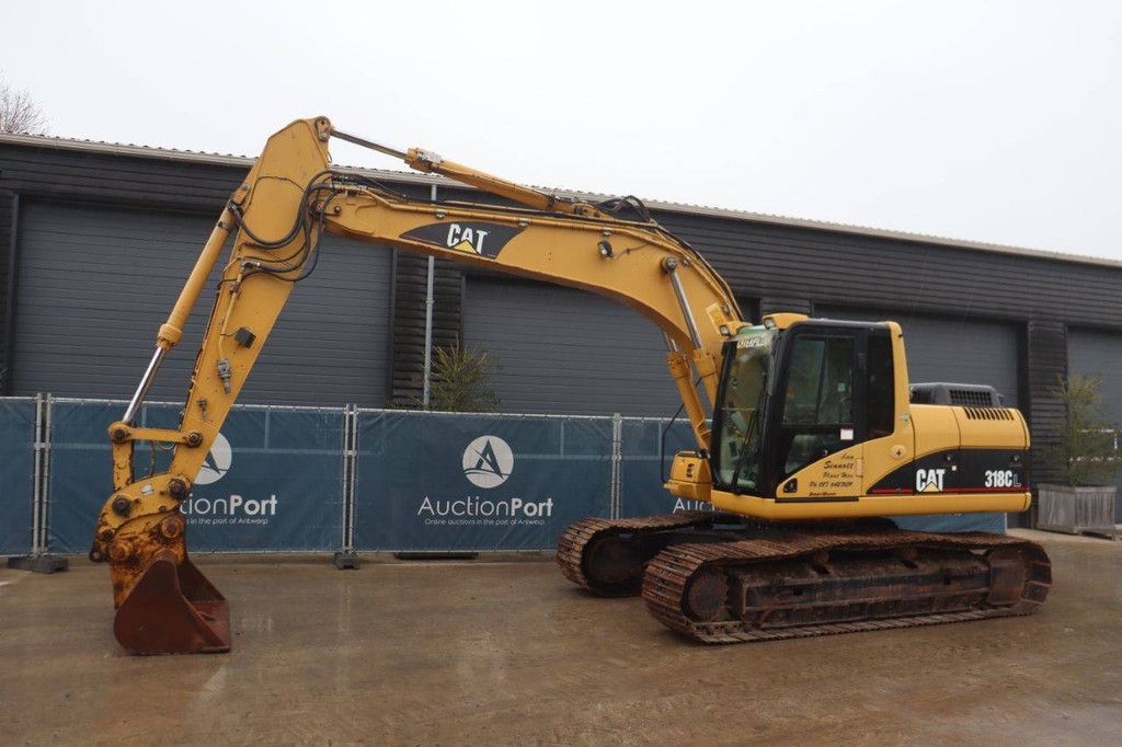 Crawler excavator Caterpillar 318CL Diesel 2005