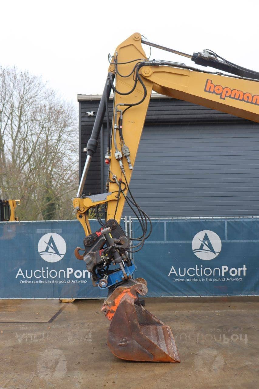 Wheel excavator Caterpillar M316D Diesel