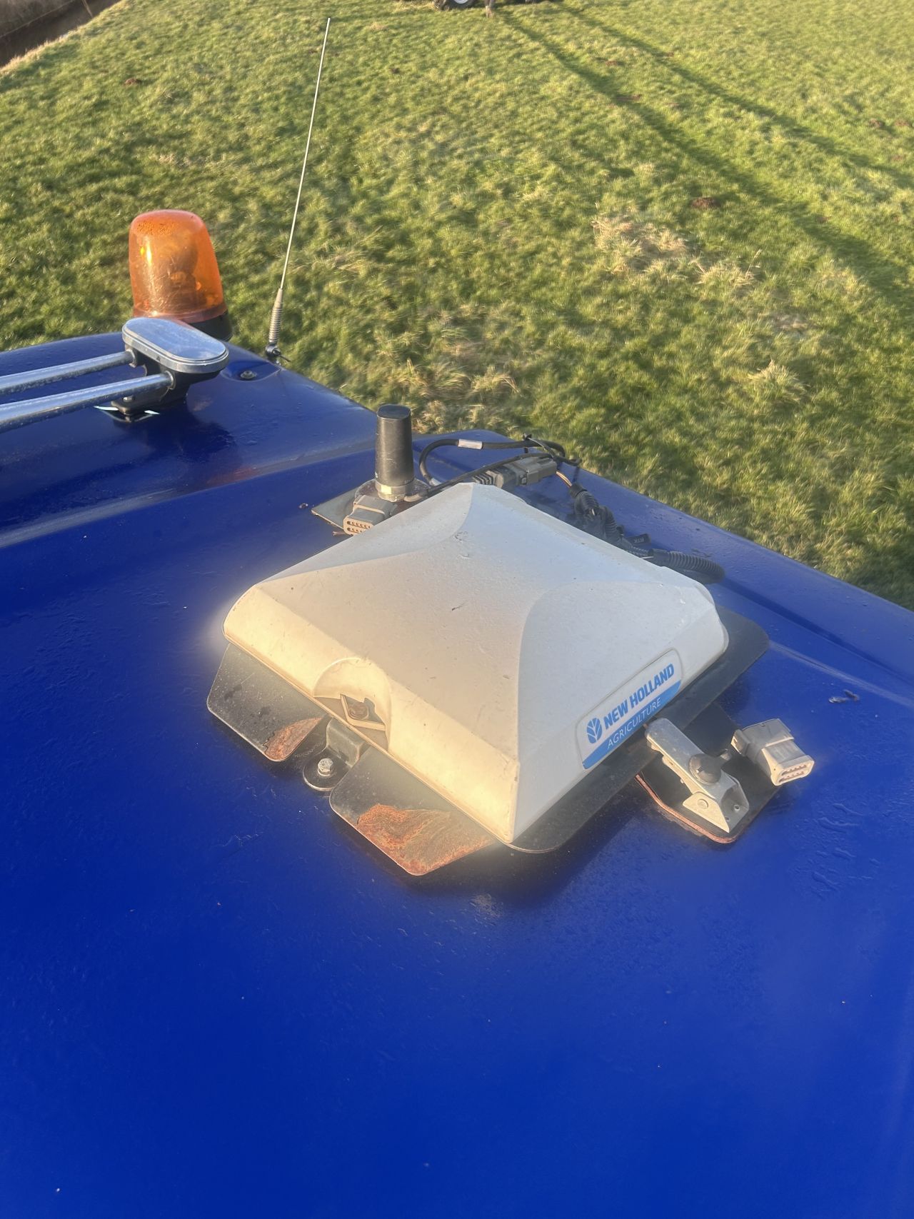 New Holland T6.175 AC bluepower 2017 GPS