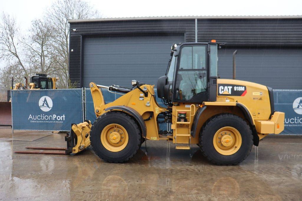 Wheel loader Caterpillar 918M Diesel 2019