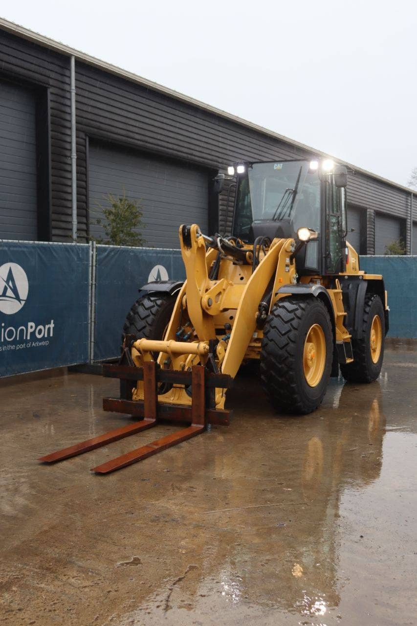 Wheel loader Caterpillar 918M Diesel 2019