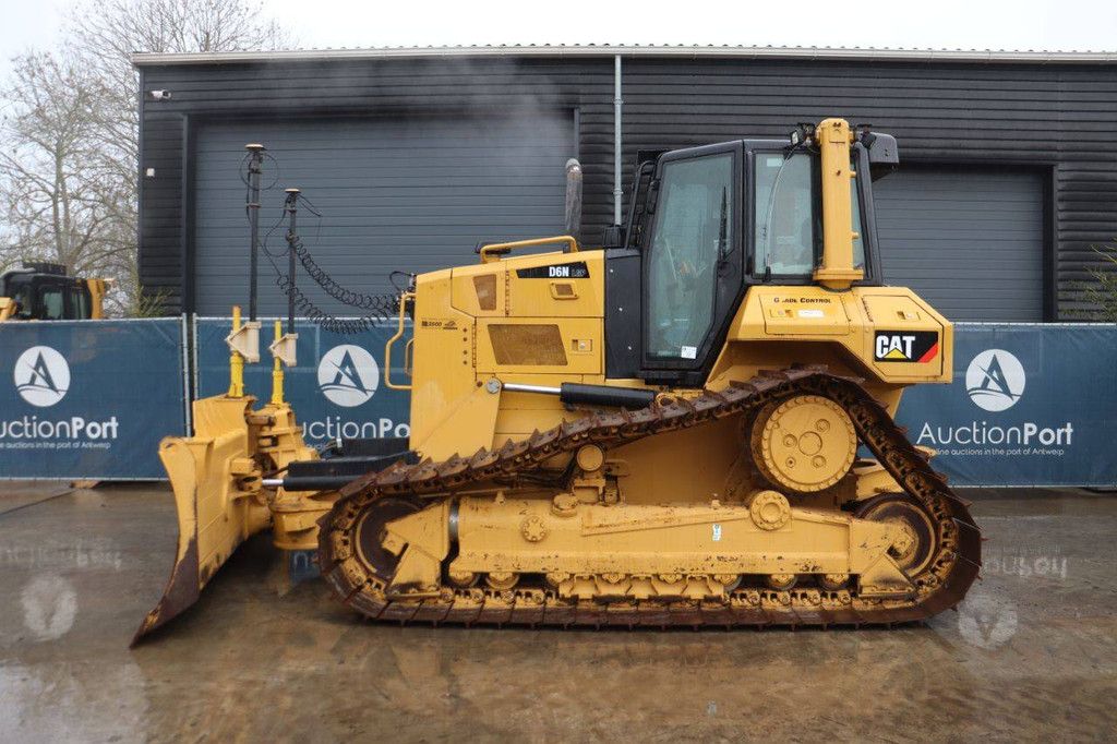 Bulldozer Caterpillar D6N LGP Diesel