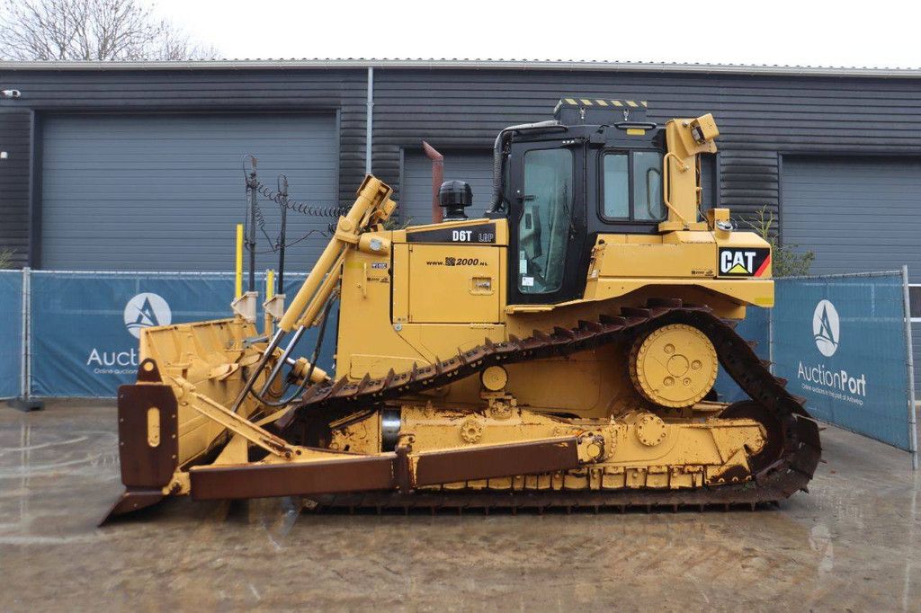 Bulldozer Caterpillar D6T LGP Diesel