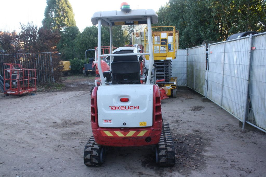 Minigraver Takeuchi TB216 Diesel 2017