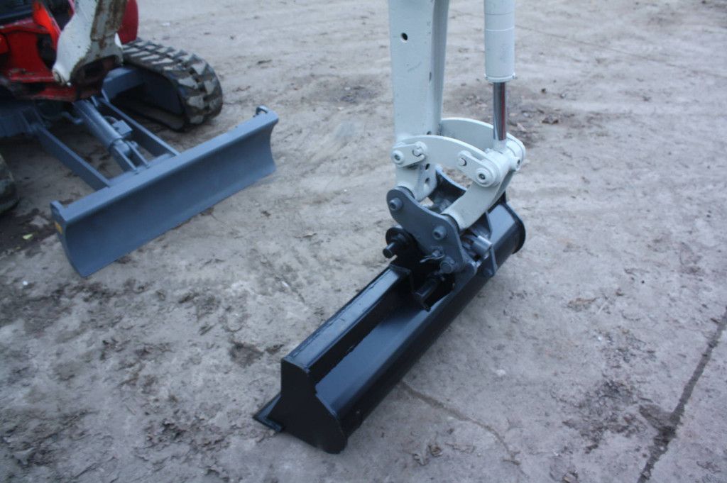 Minigraver Takeuchi TB216 Diesel 2017