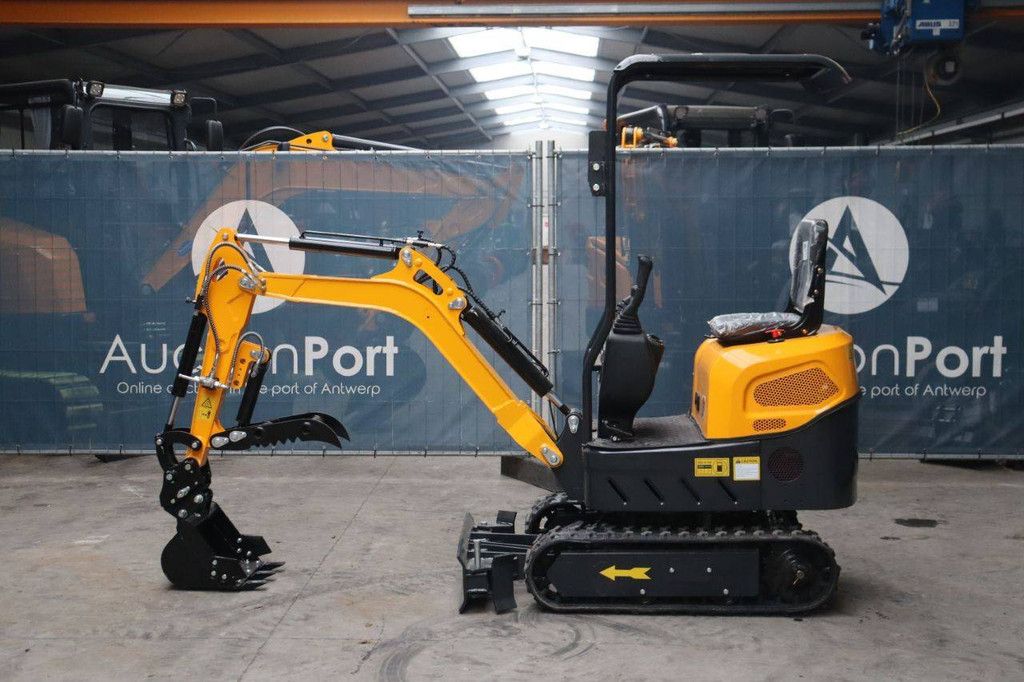 Landward XT10PRO Minibagger, Diesel, 7 kW, Baujahr 2025, neu