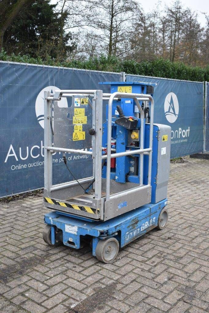 Genie GR-15 Elektrischer Mastlift 4,5 m