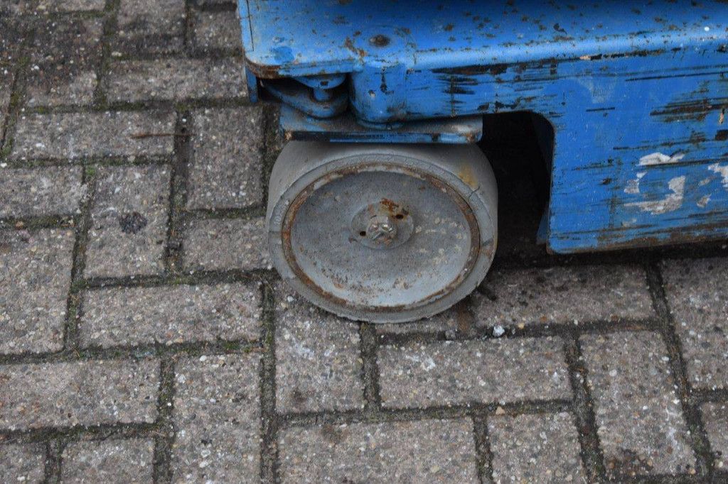 Genie GR-15 Elektrischer Mastlift 4,5 m