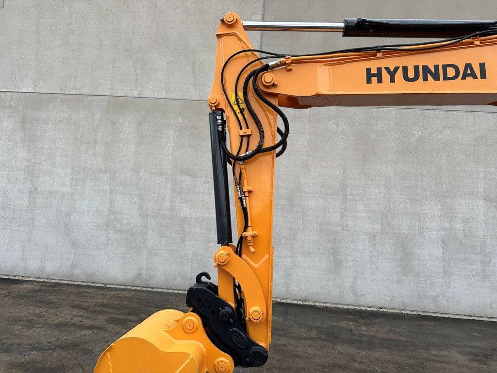 Rupsgraafmachine Hyundai R60VS Diesel 40.5kW 2018