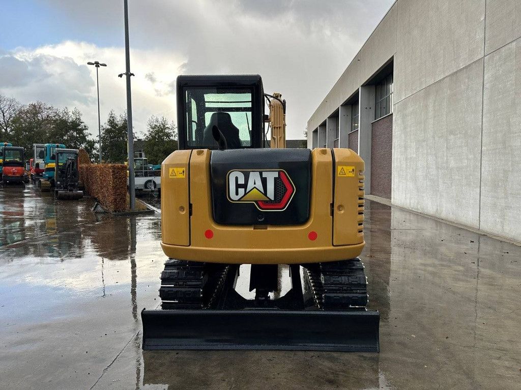 Raupenbagger Caterpillar 305.5E2 Diesel 34,1 kW 2017