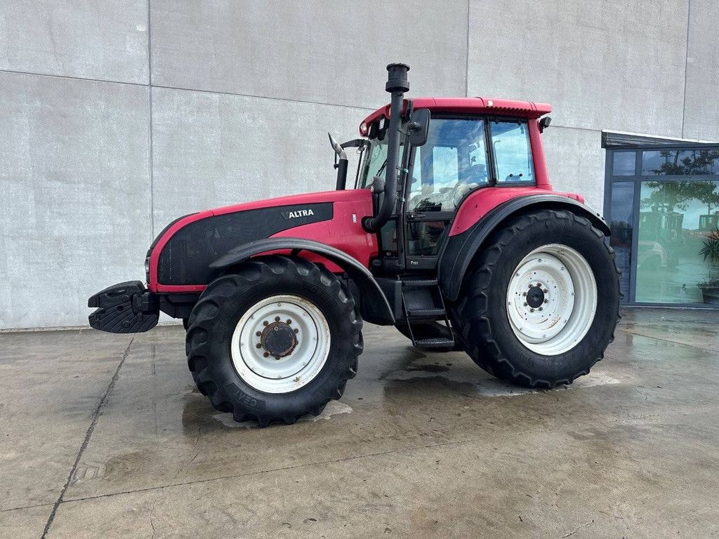 Traktor Valtra T150 Diesel 114 kW