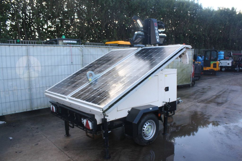 Light mast Trime X-Solar Electric/Solar panels 2022