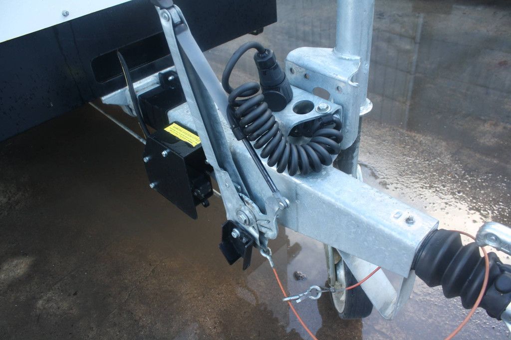 Light mast Trime X-Solar Electric/Solar panels 2022