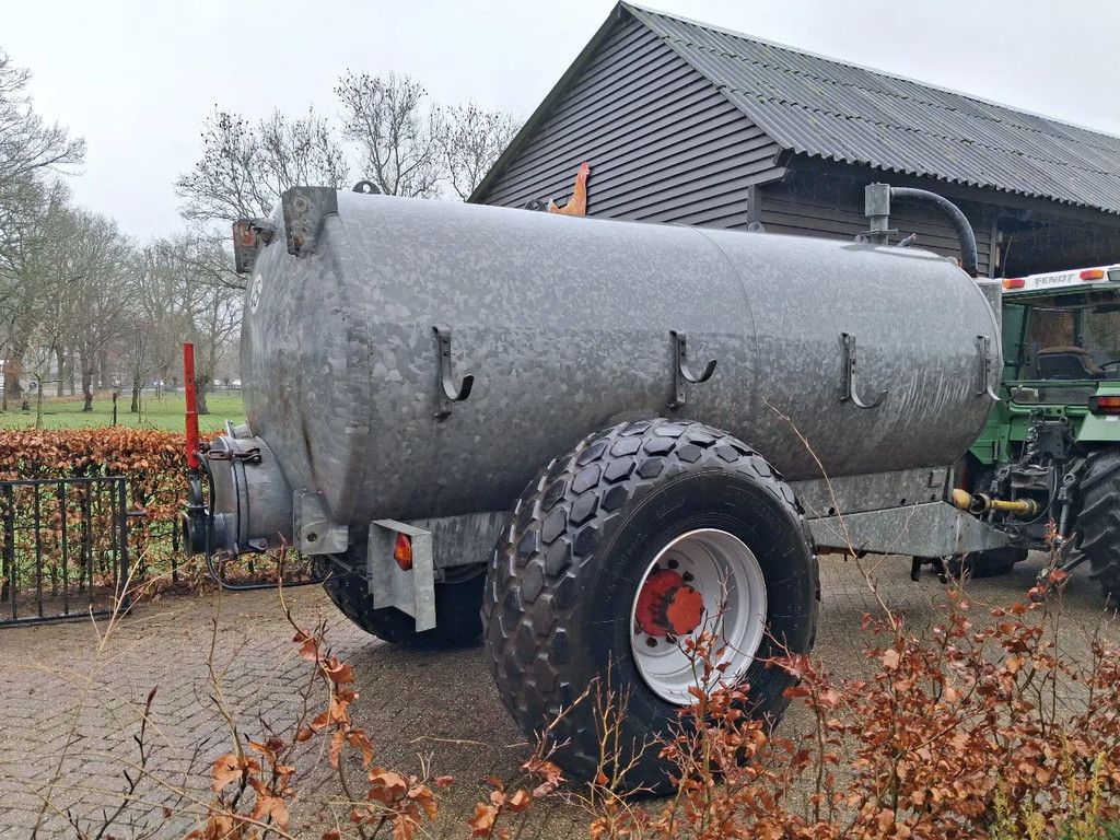 Kaweco 2x mesttank/watertank 8500L - 5000L