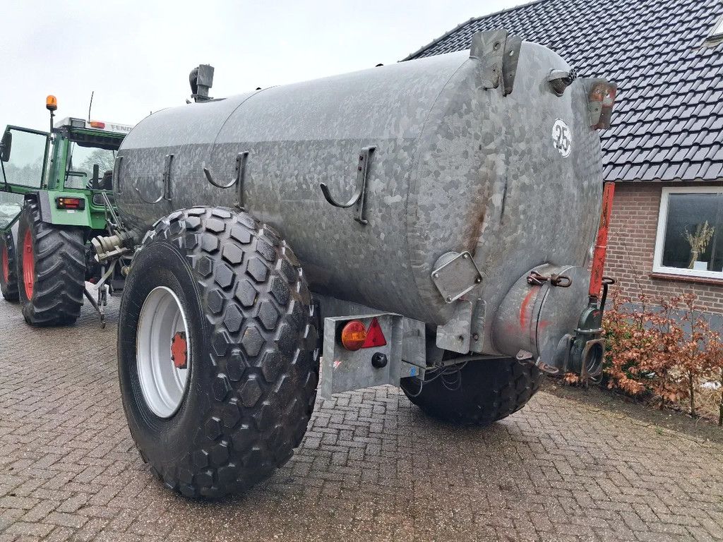 Kaweco 2x mesttank/watertank 8500L - 5000L