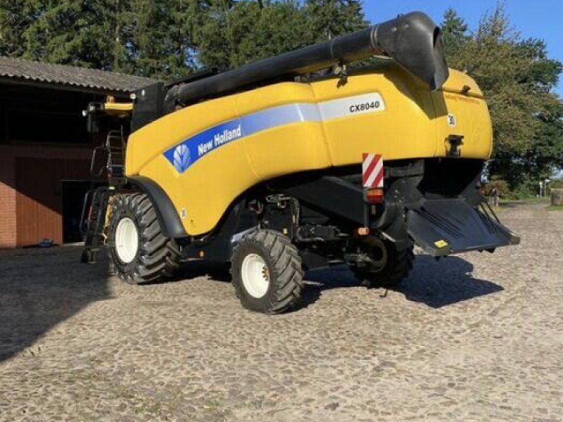 New Holland CX 8040