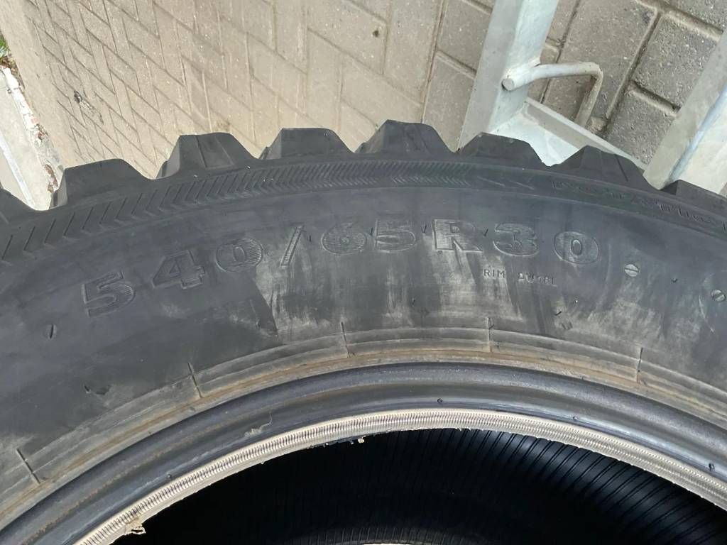 Nokian 650/65 R42 + 540/65 R30 TRI2