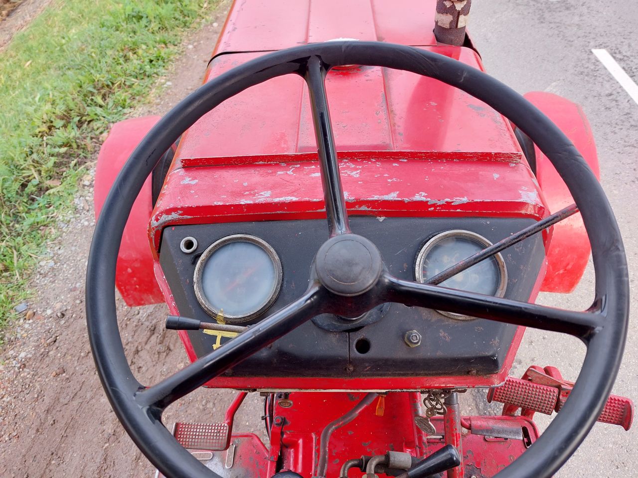 International 353 weinig uren