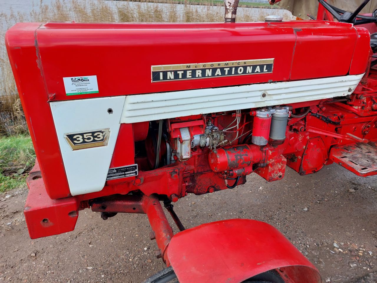 International 353 weinig uren