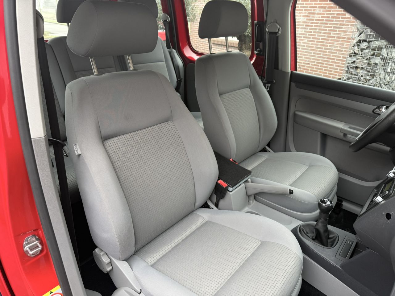 Uniek Volkswagen caddy 1.9 tdi 5 persoons met 5790km NAP