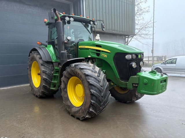 John deere 7730