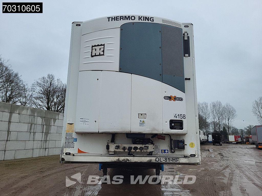 Schmitz SKO24 Tailgate Lifting Axle Flower Width