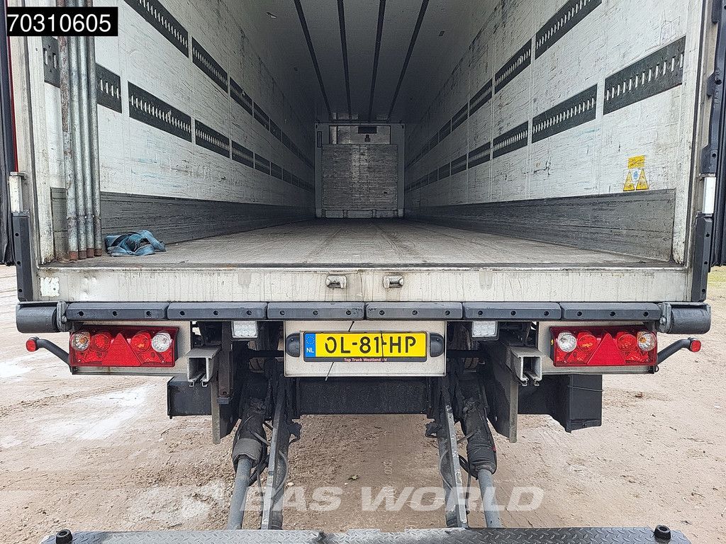 Schmitz SKO24 Tailgate Lifting Axle Flower Width