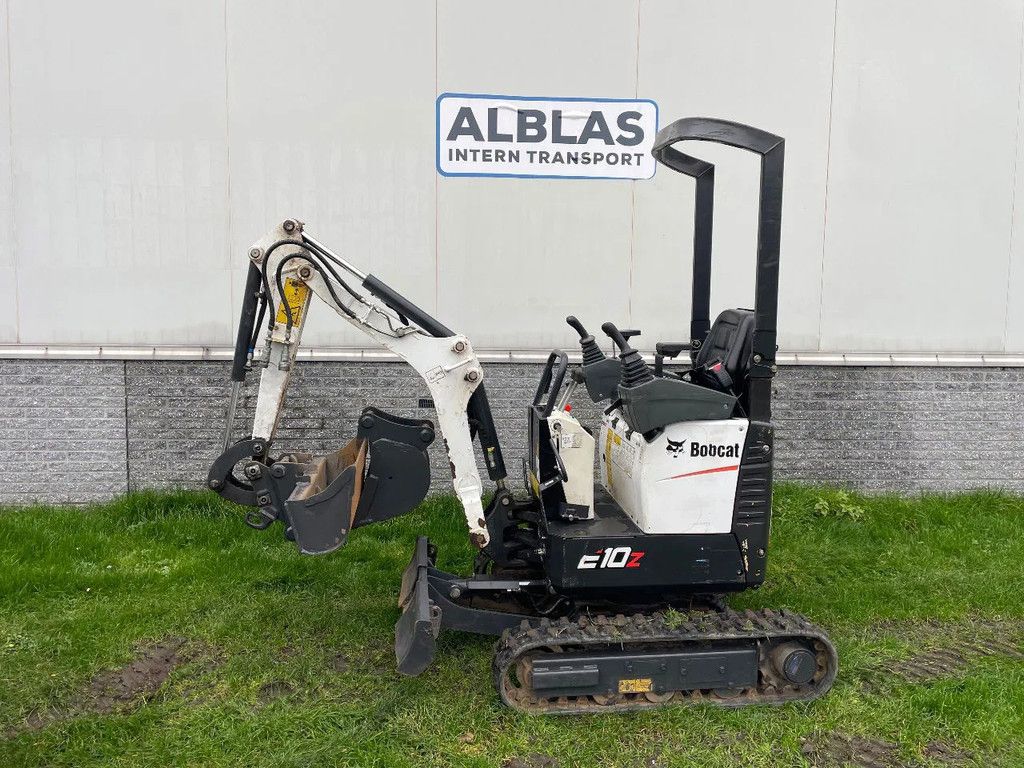 Bobcat E10 minigraver BJ 2023 slechts 615 uur